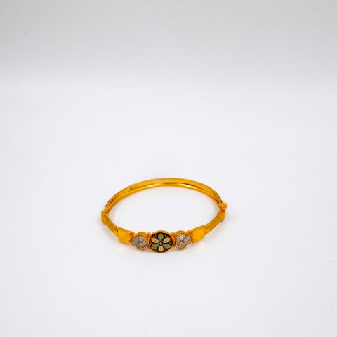 Kundan Colour Antique Ladies Kada